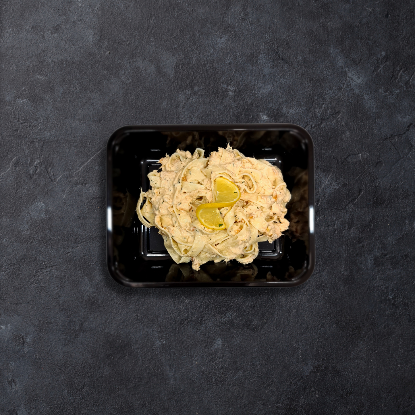Salmon Linguine - Gold